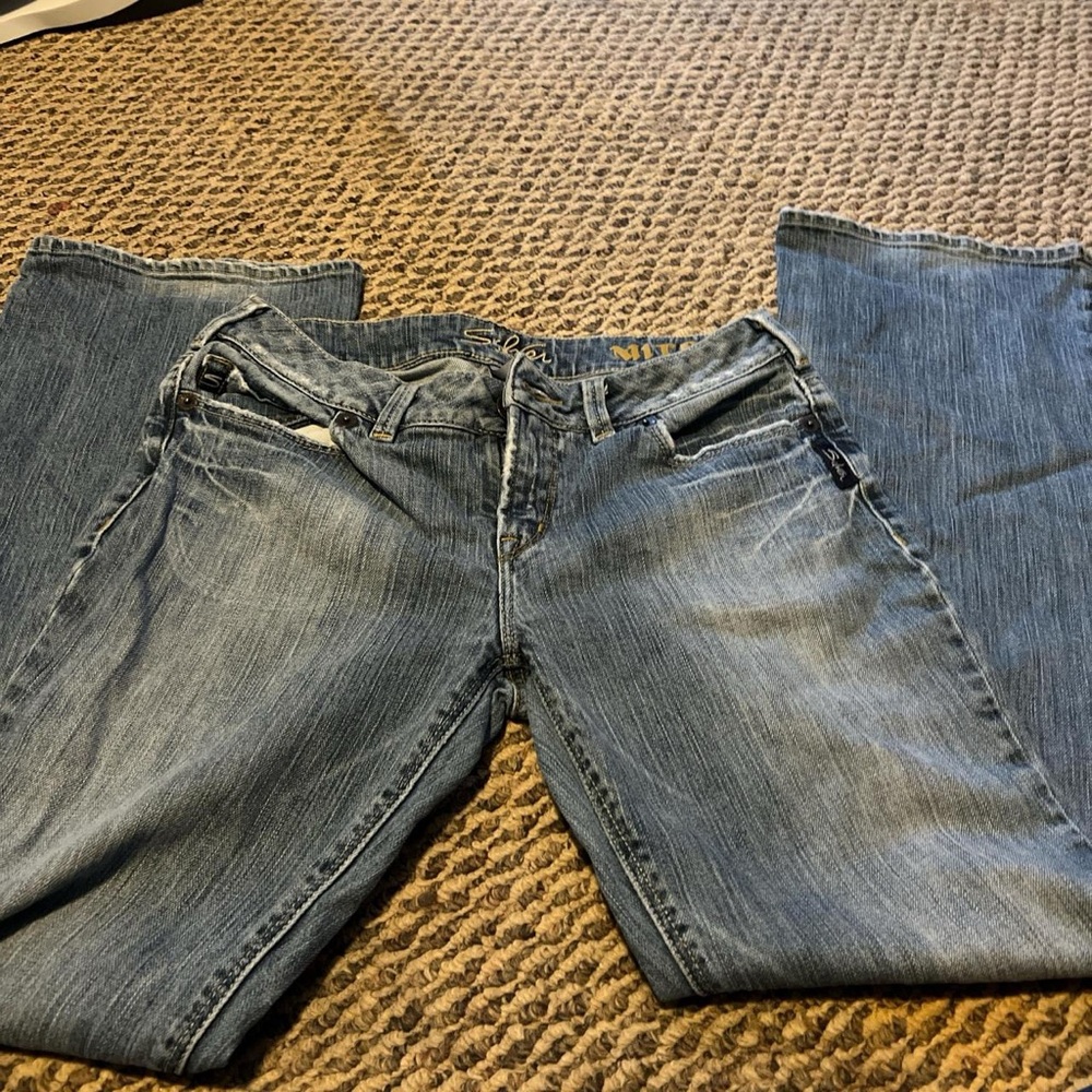 Silver’s flattering jeans